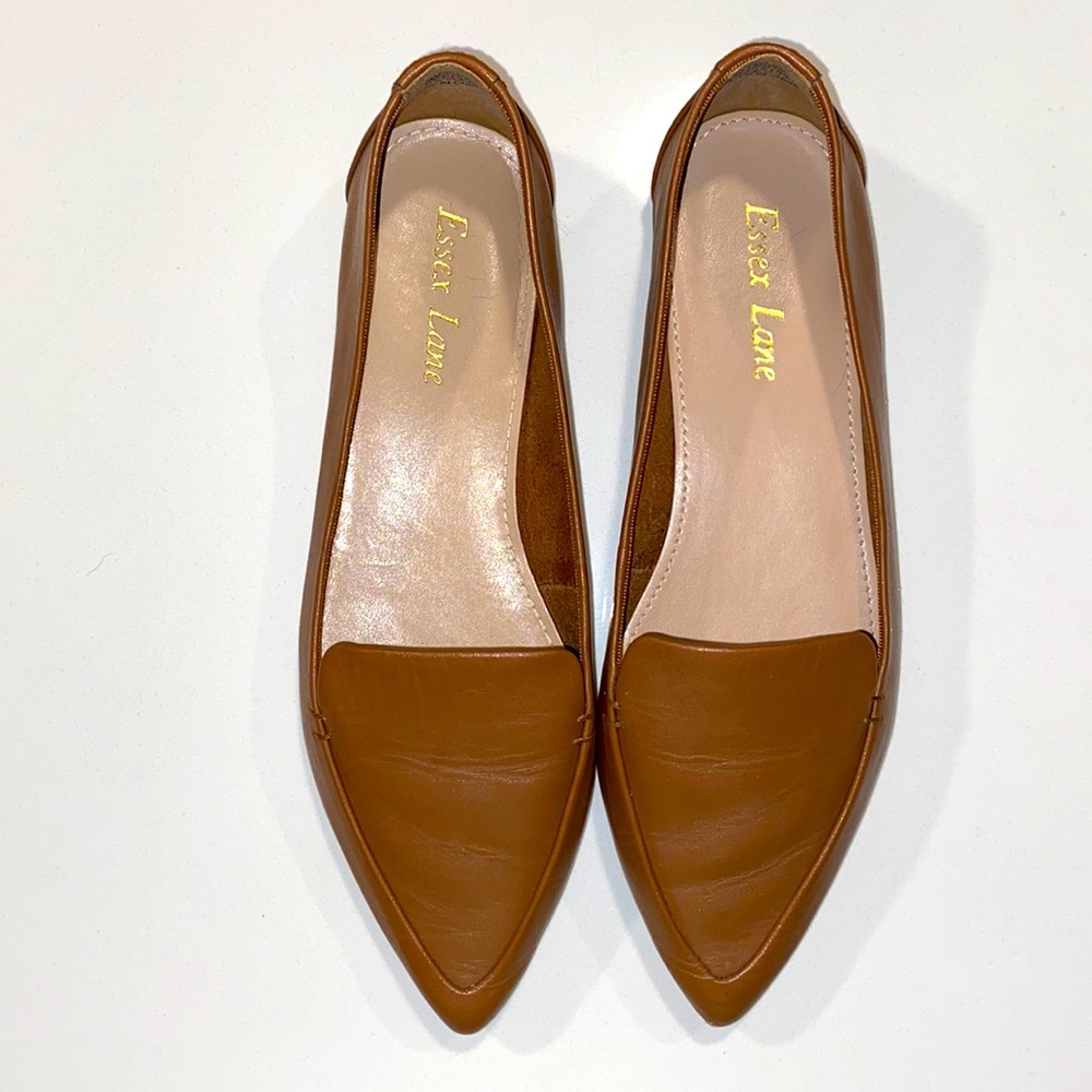 Brown flats in size 6